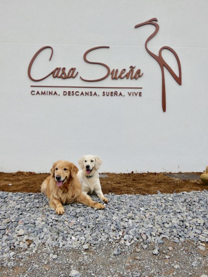 Albergue Casa Sueno Salas  Esterno foto